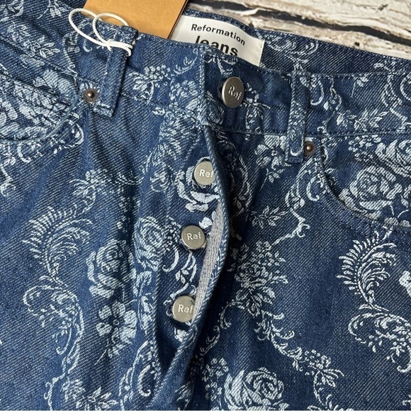 Reformation Cynthia High Rise Straight Jeans Size 26 - Picture 5 of 10